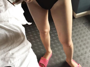 推女郎无毛B-艾栗栗紫薇乳夹狗链狐狸肛塞SM鞭打，玩法时尚