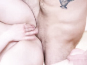 年轻的性爱派对看见大鸡巴走不动都想上位运动