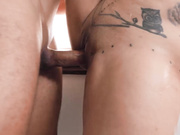 大鸡巴老公玩弄美乳人妻骚逼干的都肿了