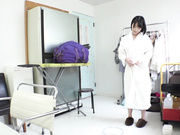 [EBOD-526] 绝对的美少女解禁大放尿 鈴木心春【BVPP】 - 2of5