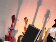 两个淘气的修女对大鸡巴疯狂干菊花高潮