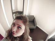 衣间巨乳超模微比基尼试自慰不断抚摸呻吟