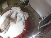 钟点炮房水滴摄像头TP偷情男女啪啪这男的太不讲卫生了射完用酒店的毛巾擦精液