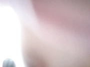 猥瑣帥氣小夥星級酒店私約大一學姐現場直播雙人啪啪大秀 一起鴛鴦浴主動吃雞巴配合各種體位幹得直叫求饒 對白清晰