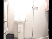 某站最新流出-大型商城公共女廁雙視角全景偸拍各式美女少婦如廁 有個黑裙妹子噓噓完後還壓了壓腿 露臉高清