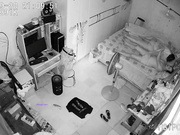 居家攝像頭黑客破解拍攝到的小夫妻啪啪過性生活 先用震動棒挑逗再嘗試各種體位 爽飛了 720P原版高清