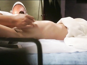 私密保健会所《女子养生SPA》偷拍打扮贵气的富姐来做全身推油按摩重点是要下面骚穴有高潮