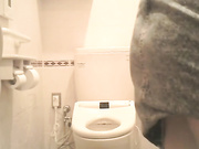 外站最新流出作品-某商場拍攝到的各式年輕潮妹如廁 逼逼性感毛毛看得絕對讓人沖動 露臉高清