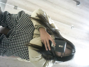 最新流出國內廁拍大神潛入某商場公共女廁全景偷拍各式美女少婦如廁噓噓 貌似有個眼鏡妹子邊看手機邊尿 1080P高清原版