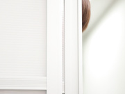 [AKDL-333] ズリネタ確定の神尻が俺の目の前でフリフリ！！抑えきれなくなって手を出してしまった - 1of5