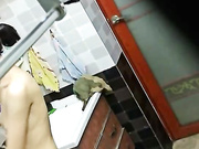 偷拍美女邻居洗澡②