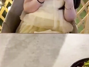 偷约上老妹的闺蜜出去吃夜宵❤️送她回宿舍没忍住在妹妹的床上就开操把老妹你的床给弄湿了无水印版