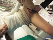 [破解]PGD-953 在众人环视的车中出轨并被内射 佐々木あき - 3of5