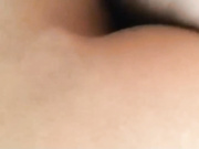 重庆172CM腿长胸大人称骚老娘们的气质美女被微信网友操的淫叫不止,趁美女正高潮射她一嘴,气哭了