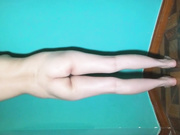 神似杨千嬅的大波大臀野模全裸私拍图50P+1V被非常能说的射影师揩油有点不乐意了无奈啊