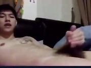 21岁泰国小鲜肉男星自慰视频