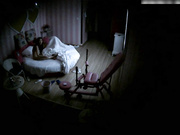 特色炮椅房偷拍气质性感的大学美女见到异地男友后在吃饭时已经迫不及待的把衣服脱完,各种姿势扛着大腿操!