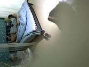 大学情侣开房啪啪 各种姿势干了一个多小时 压在身下疯狂输出