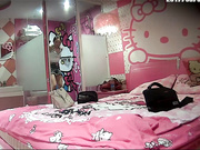 暗藏摄像头偷拍两个淑女美女合租闺房内换衣服洗澡上厕所毫无顾忌,横躺床上,门户M形大开,卫生巾测漏,大白奶子上下跳动