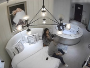 对白精彩喜欢聊天长发飘飘气质佳性感美女套房约炮四眼男被搞了3炮开始有些娇羞后来吃J8很淫荡娇喘淫叫