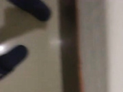 两个屌丝小伙旅馆嫖妓第一个小姐加钱也不让拍脸打电话让老鸨带另一个小姐来300块包夜