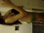 东北某院校艺术系大胸美女翘课与男友宾馆偷情第三部之口活时说：男人为啥长鸡巴这玩意了！.MP4