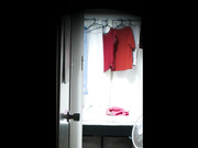 技术大神民宅偷拍居家年轻美眉私生活身材瘦弱阴毛性感妹子洗完澡室内裸奔1080P超清