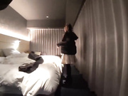 強調爆乳束腹着衣性愛！穿著私服毛衣乳交挾射