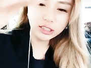 高颜值长发骚货少妇和炮友户外车上口爆 口交深喉 口活很棒 男的受不了就射在嘴里 非常精彩