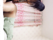 性感美妖TSKK，出租房招待武警哥哥，为他排忧解决生理需求，两人互吃棒棒互插菊花穴，爽爽高潮！