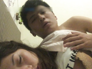 醉操聚会宿醉的小姨子 睡得太沉后入啪啪一顿猛操都没干醒 无套趴着操射美臀擦干净免得被发现 高清1080P版