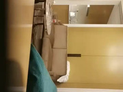 约了个苗条妹子TP啪啪，沙发上玩弄一番再到床上大力猛操