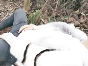 因为疫情大学迟迟没开学寂寞的大学生情侣上完网课到茶园野战捞点零花钱