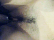 上海176最淫骚大二师妹自述 修长美腿穿着黑丝情趣内裤一线逼被震蛋两下就泛滥