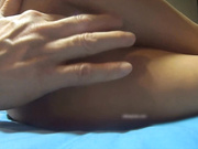 胸大毛少的馒头穴性感美女和姐夫一起吃饭时喝多了睡觉后又被好色姐夫偷偷解开睡衣摸逼爆插!下面真肥嫩!