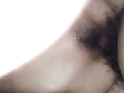 某音乐学院漂亮美女与系主任酒店开房,小穴干的次数少,太紧,结果被主任大鸡巴操流血了,痛的美女捂着嘴大叫！