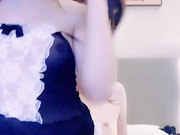 国产TS系列龙飘飘黑丝女仆装啪啪 骑乘上位表情很风骚