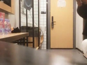 酒店网约可以玩双飞的19岁开朗妹子全套90分钟2次水手制服装人虽瘦奶子却很大呻吟声有点让人受不了