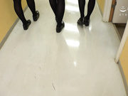 [SW-524] 同学的大腿看起来很好吃、裙子里面竟然是T字裤21 - 1of5