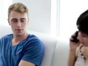 娇萌的可爱少女和闺蜜男友做爱