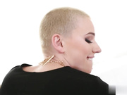 屁眼幻想曲，大屁股短发美女被狠操屁眼