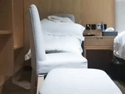 酒店叫外援服务小粉穴超嫩，因为拍视频两个人吵了起来，高级搞笑