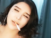 骚气网红脸妹子第二部逼逼抽烟自慰 性感情趣装道具猛插菊花呻吟娇喘 很是诱惑喜欢不要错过