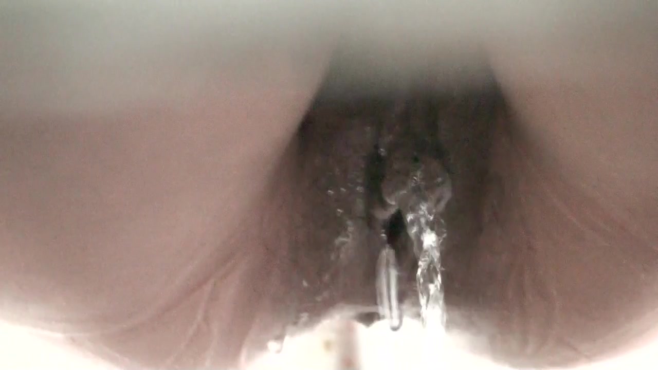 超男双镜头173尿急的学妹,流量好大哦.高清对B特写