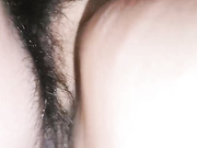 【真实夫妻】逼毛茂密，老婆总说我的鸡鸡太小，硬度又不行，跟牙签一样没有一点感觉。