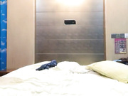 为了钱出卖肉体清纯美女被小老二干的不过瘾