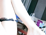 宝宝展示美乳诱惑呻吟一波接一波流水