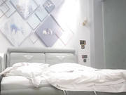 小马寻欢坐插小穴疯狂扭动呻吟尖叫