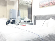 太子探花极品白衣大奶少妇啪啪拨开内裤摸逼01