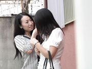 [EVIS-458] 野外露出レズビアン - 1of5